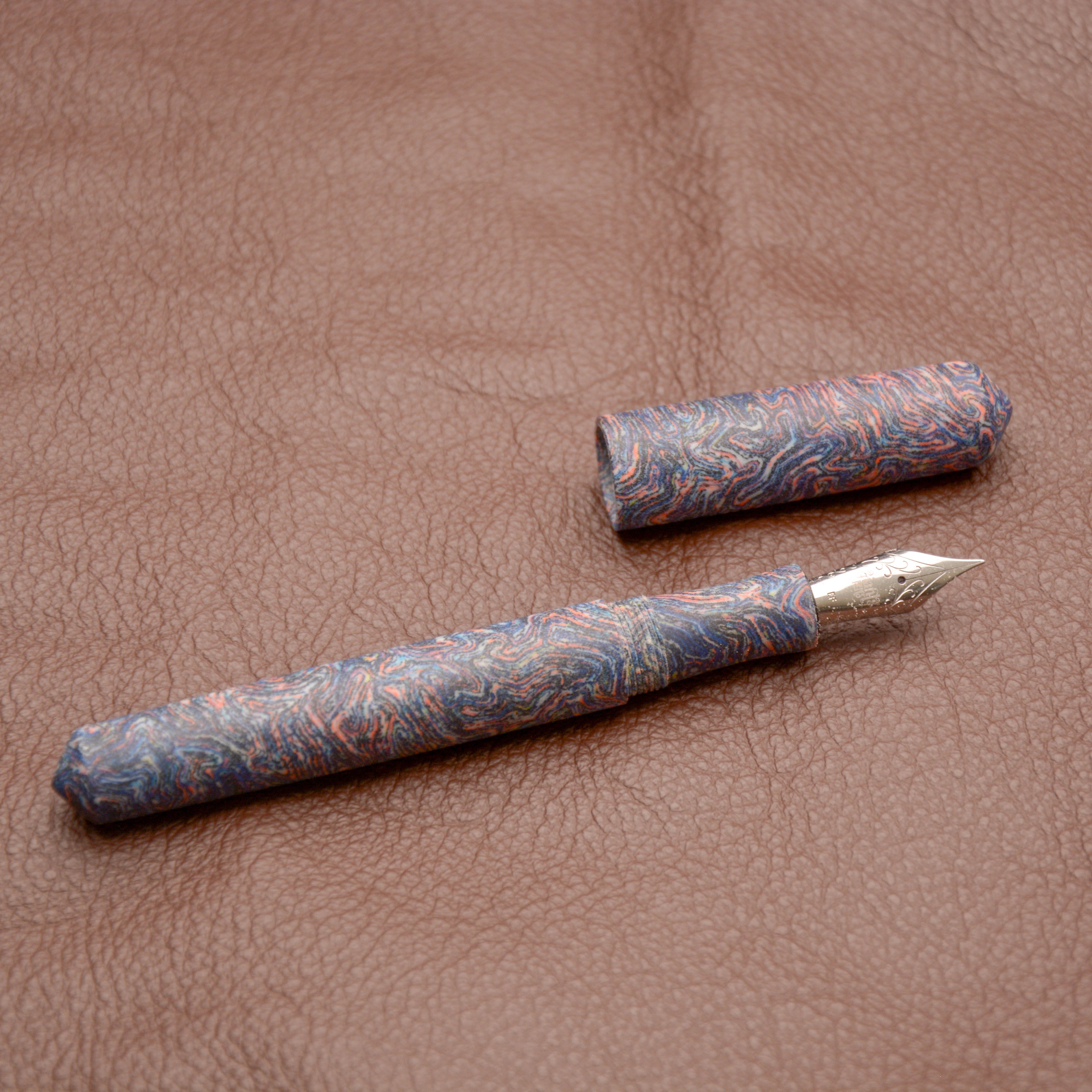 Fountain Pen - Jowo #6 - 13 mm - Blue, red and white Micarta