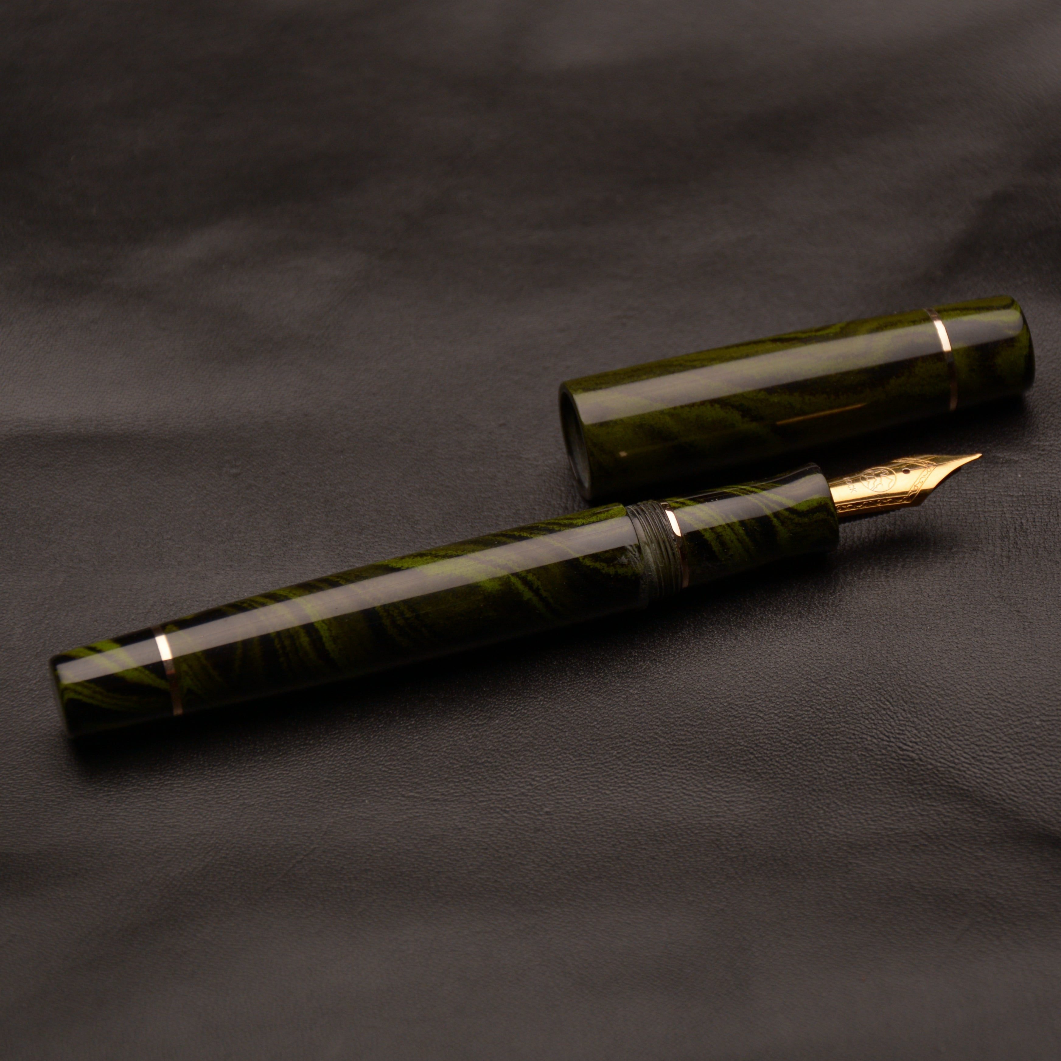 Fountain Pen - Bock #6 - 14 mm - Nikko Yellowgreen Ebonite with Bronze details